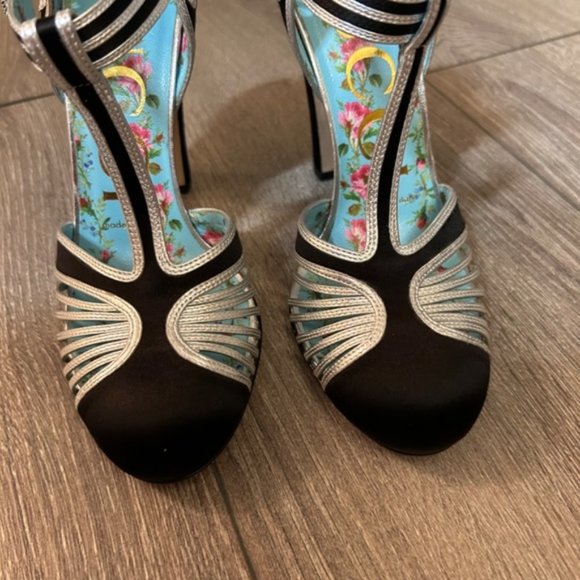Gucci Black Mariska Satin T-Strap Pumps From Riverdale Wardrobe - Picture 11 of 15
